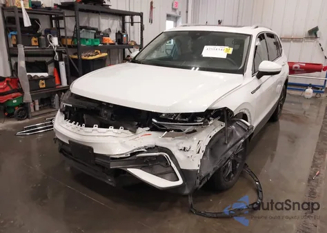 2024 Volkswagen Tiguan 2.0T Se/2.0T Wolfsburg Edition z USA, uszkodzony, nr VIN 3VVMB7AX3RM138711